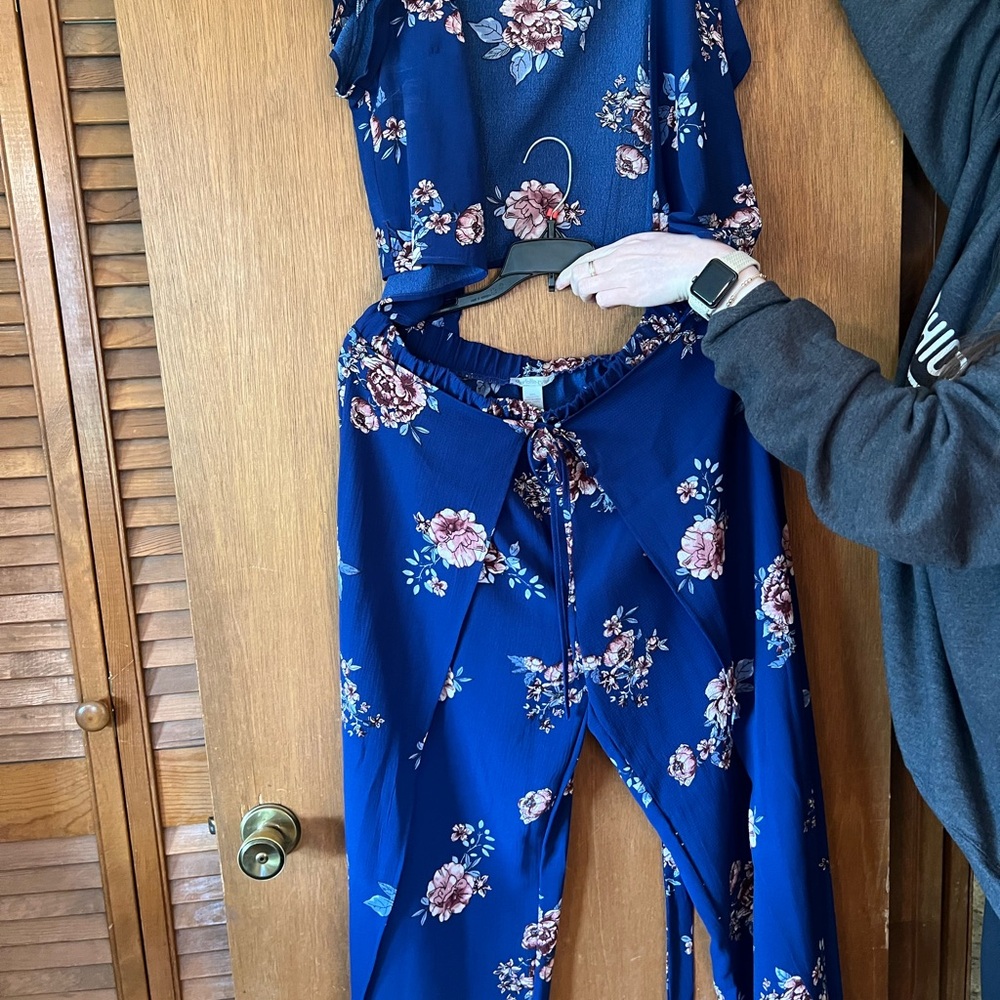 Floral Blue Two-Piece Outfit